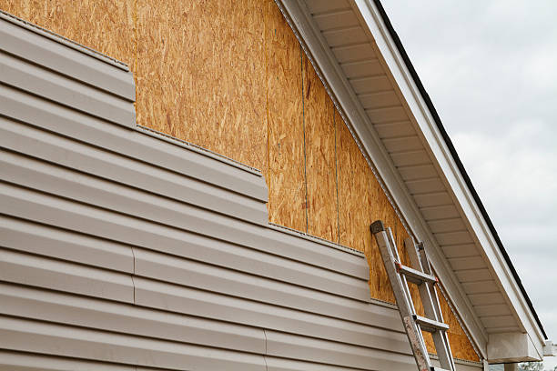 24/7 Emergency Vinyl Siding experts in Barnesville, OH